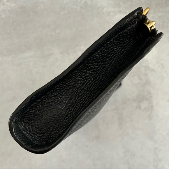 TORY BURCH Carson Pebbled Leather Zip Top Convertible Crossbody Clutch Bag Black - Picture 4 of 12